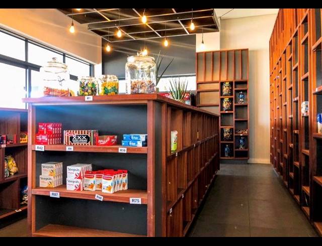 1 BEDROOM PROPERTY TO RENT IN SILVER LAKES